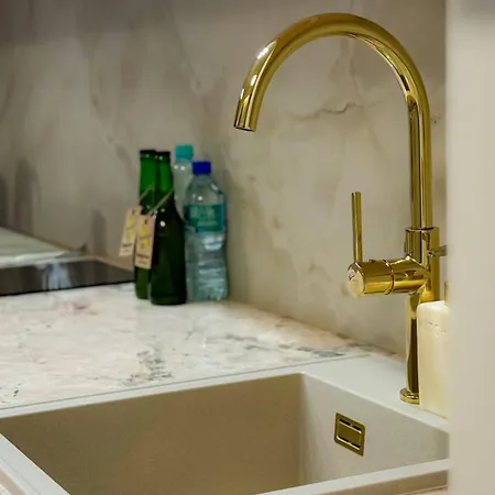 Pratum Pink&blue - 31 Maria Antonina Z Jacuzzi Apartment *