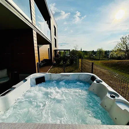 Pratum Pink&blue - 31 Maria Antonina Z Jacuzzi Mikołajki