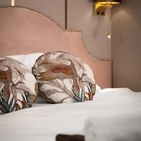 Pratum Pink&blue - 31 Maria Antonina Z Jacuzzi Apartment *